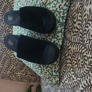 G.H Bass & Co. Slip on Bass lite Mimi sandal black size 7.5